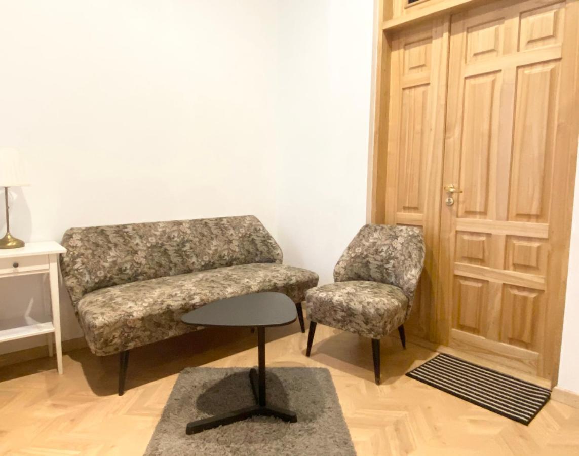 Centro Apartment Near Gedimas Avenue Vilnius Exterior photo